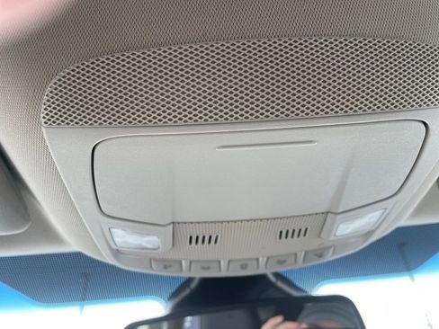 Used 2024 Ford Edge SEL w/ Convenience Package image 18