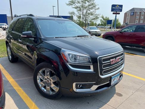 Used 2017 GMC Acadia Limited SLT AWD/4WD image 3