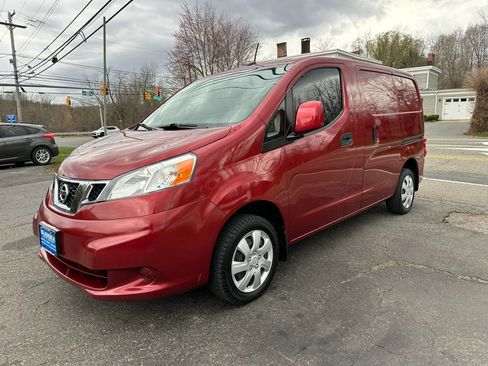 Used 2020 Nissan NV200 SV image 3
