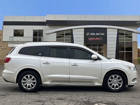 Used 2013 Buick Enclave Leather image 7