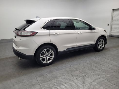 Used 2018 Ford Edge Titanium w/ Equipment Group 301A FWD image 10