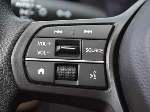 Used 2023 Honda HR-V LX image 27