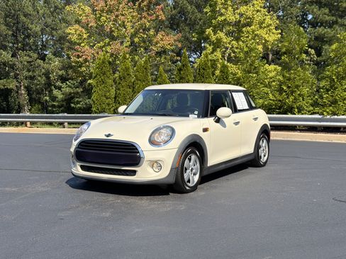 Used 2016 MINI Cooper 4-Door Hardtop FWD image 13