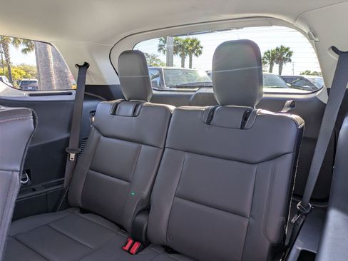 New 2026 Ford Explorer Active w/ Active Comfort Package image 16