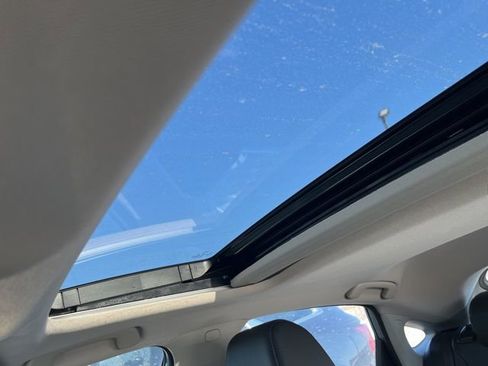 Used 2022 Honda Civic EX-L image 13