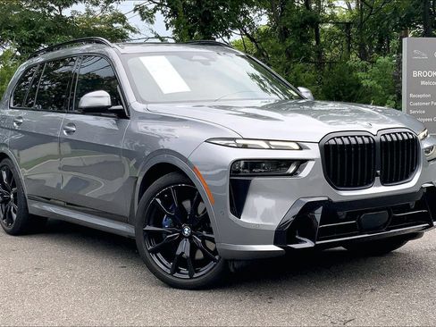Used 2024 BMW X7 xDrive40i w/ Executive Package AWD/4WD image 2