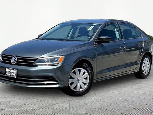 Used 2016 Volkswagen Jetta S FWD image 3