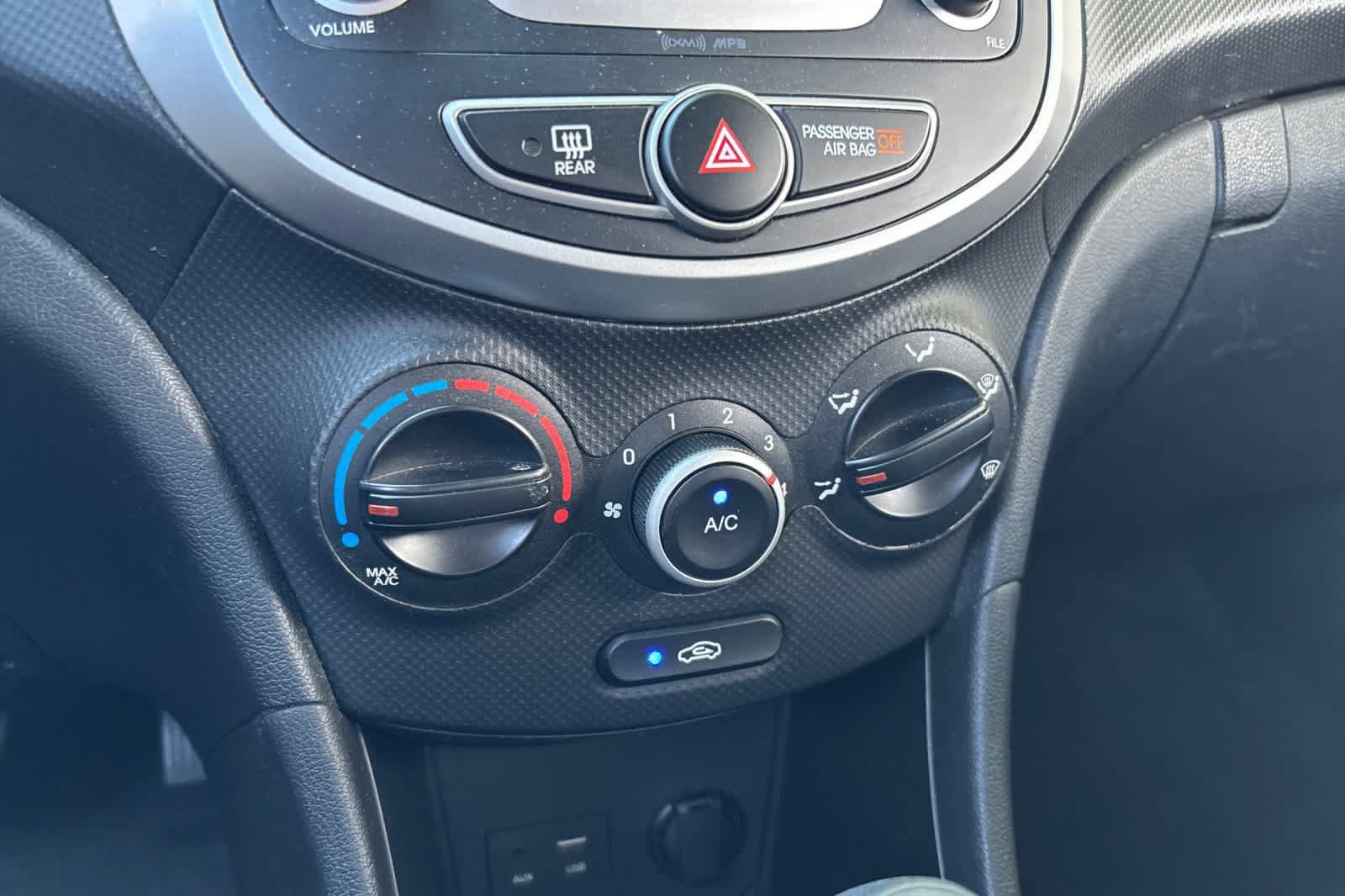 Used 2014 Hyundai Accent GS FWD image 19