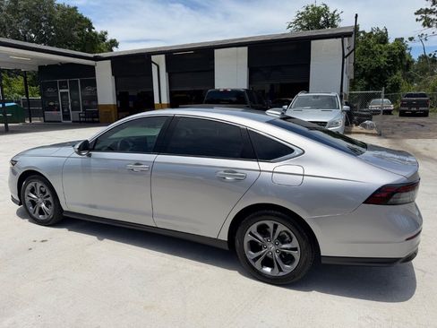 Used 2024 Honda Accord EX image 4