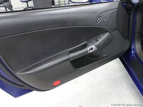 Used 2006 Chevrolet Corvette Convertible image 28