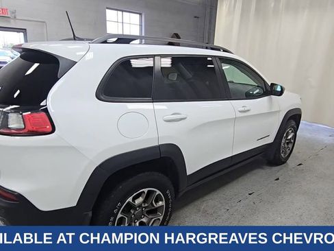 Used 2020 Jeep Cherokee Trailhawk w/ Comfort/Convenience Group AWD/4WD image 11