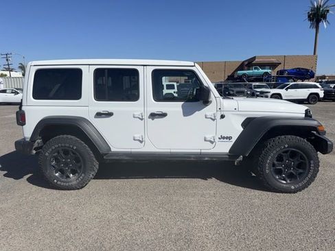 Used 2023 Jeep Wrangler Unlimited w/ Sun & Screen Package AWD/4WD image 4