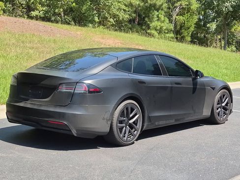 Used 2022 Tesla Model S AWD/4WD image 23
