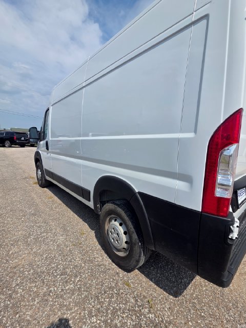 Used 2024 RAM ProMaster 2500 w/ Convenience Group FWD image 6