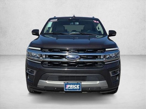 Used 2024 Ford Expedition Limited AWD/4WD image 2