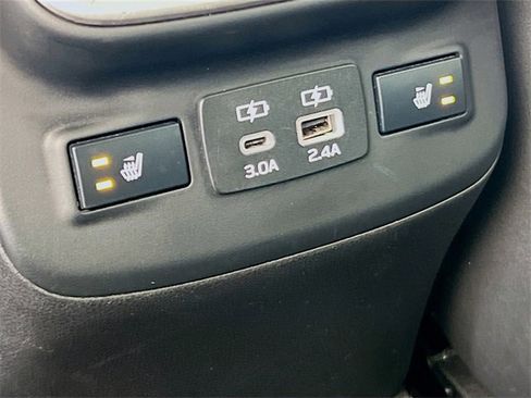 Certified 2023 Subaru Outback Limited image 26