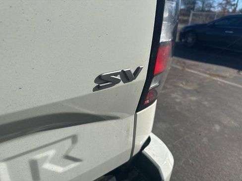 Certified 2024 Nissan Frontier SV image 3