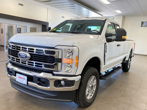 New 2026 Ford F350 XLT w/ Snow Plow/Camper Package AWD/4WD image 33