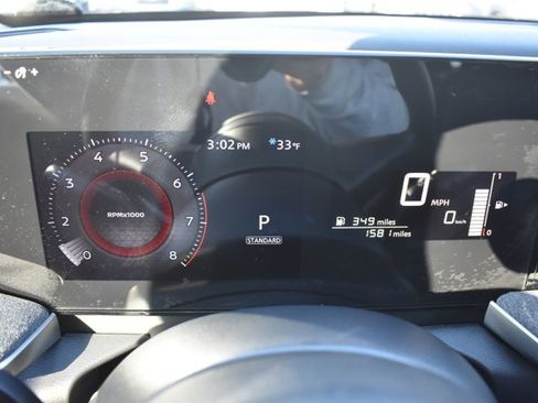 Used 2025 Nissan Kicks SV image 21