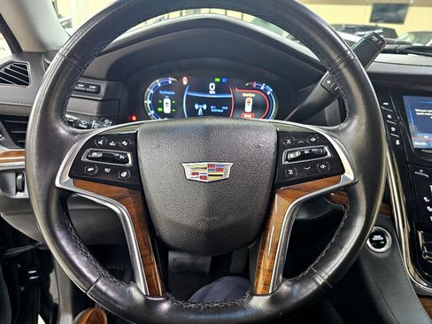 Used 2017 Cadillac Escalade ESV Premium Luxury image 33