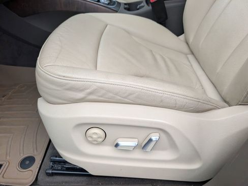 Used 2016 Audi Q5 2.0T Premium Plus w/ Technology Package image 13