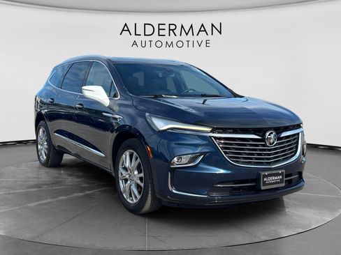 Used 2023 Buick Enclave Essence w/ Experience Buick Package AWD/4WD image 7