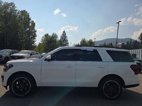 Certified 2023 Ford Expedition Limited AWD/4WD image 5