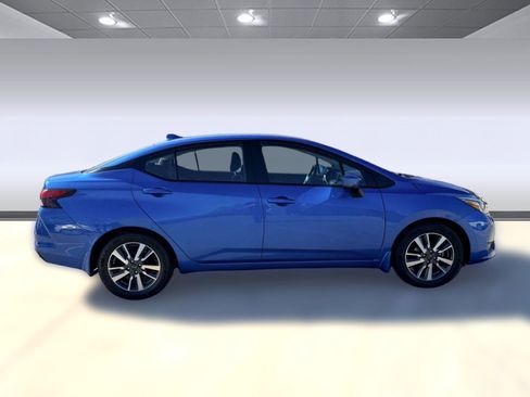 Used 2024 Nissan Versa SV w/ Trunk Package image 6