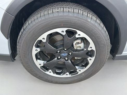 Certified 2023 Subaru Crosstrek 2.0i Premium AWD/4WD image 38