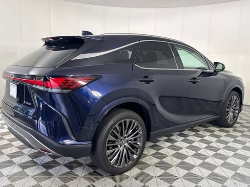 Used 2024 Lexus RX 350 FWD w/ Convenience Package image 4