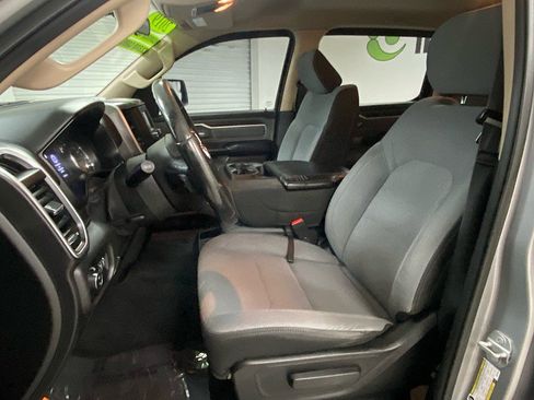 Used 2019 RAM 1500 Big Horn image 10