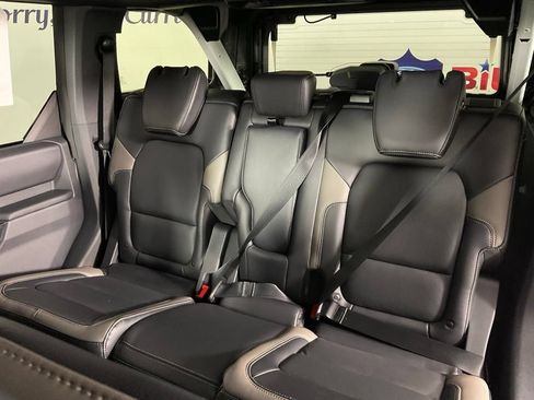 New 2026 Ford Bronco Outer Banks AWD/4WD image 16