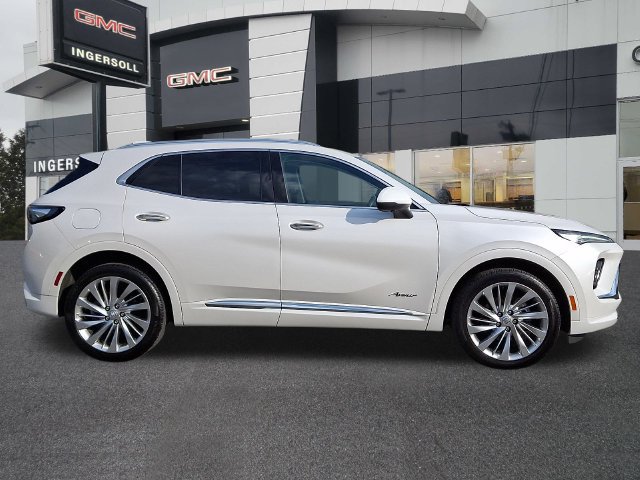 Used 2024 Buick Envision Avenir AWD/4WD image 25