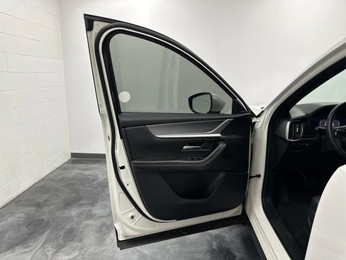 Certified 2024 MAZDA CX-90 Plug-In Hybrid w/ Premium Plus AWD/4WD image 18