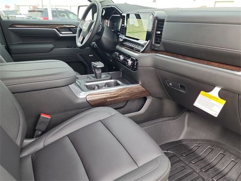 New 2026 GMC Sierra 1500 Elevation w/ Elevation Premium Package image 18