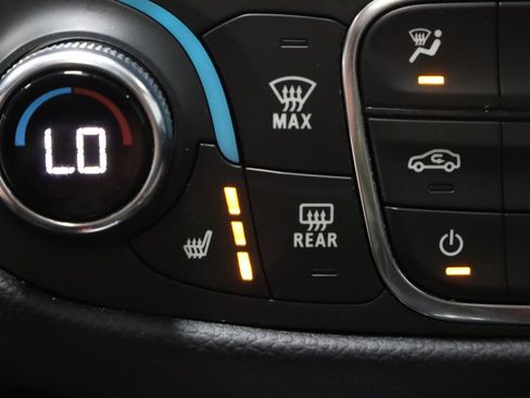 Used 2022 Chevrolet Equinox LT FWD image 31