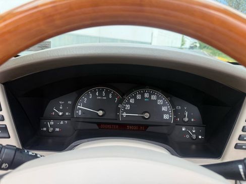 Used 2004 Cadillac XLR RWD image 38