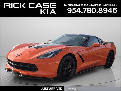 Used 2019 Chevrolet Corvette Stingray Coupe RWD image 1