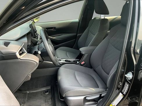 Used 2022 Toyota Corolla LE FWD image 23