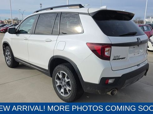 Used 2023 Honda Passport TrailSport image 3