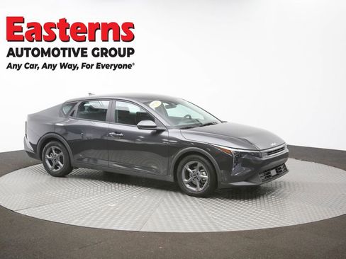 Used 2025 Kia K4 FWD image 48