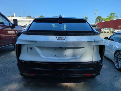 Used 2024 Cadillac Lyriq Sport RWD image 7
