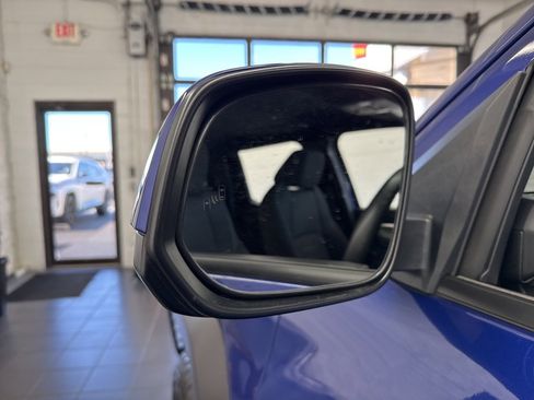 Certified 2024 Toyota Tacoma TRD Off-Road image 12