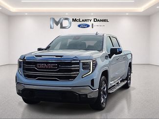 Used 2022 GMC Sierra 1500 SLT w/ SLT Convenience Package AWD/4WD video 2