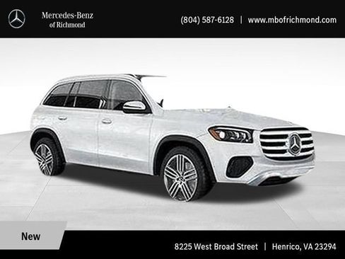 Certified 2026 Mercedes-Benz GLS 450 4MATIC image 11