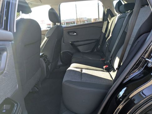 Used 2021 Nissan Rogue SV image 27