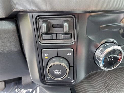 New 2025 Ford F250 Platinum image 35