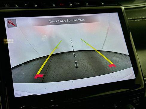 Used 2023 Jeep Grand Cherokee L Limited image 23