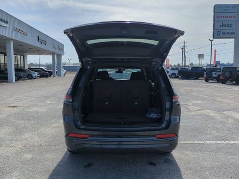 New 2026 Jeep Grand Cherokee L Limited AWD/4WD image 30
