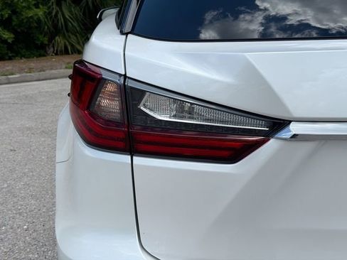 Used 2019 Lexus RX 350 FWD w/ Premium Package image 10
